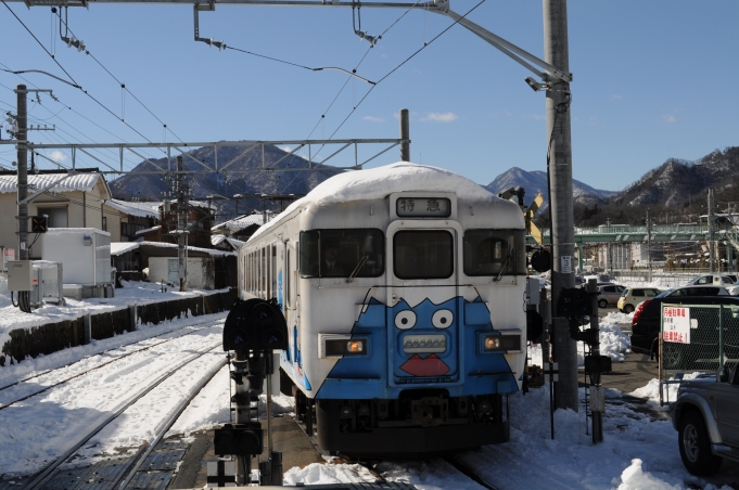 鉄道乗車記録の写真:乗車した列車(外観)(2)        「3号車を先頭に、大月駅へ入線してくる乗車編成。」