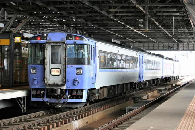 鉄道乗車記録の写真:乗車した列車(外観)(1)        「キハ183-1551
急遽車両変更、キハ261に代わってキハ183が代走」