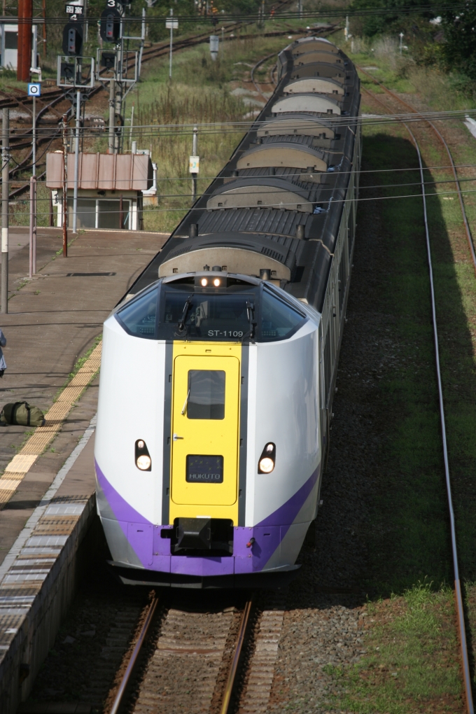 鉄道乗車記録の写真:乗車した列車(外観)(1)        「9両の増結編成。」