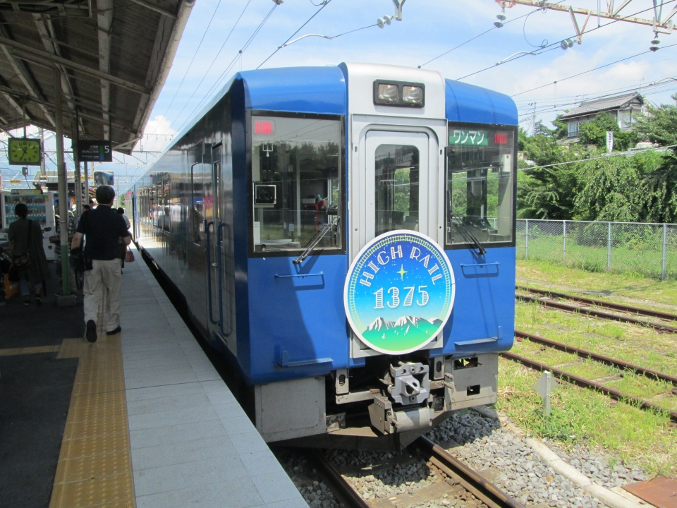 鉄道乗車記録「新宿駅から上野駅（HIGH RAIL 1375：小海線）」乗車した列車(外観)の写真(3) by レフカーボ 撮影日時:2019年08月10日