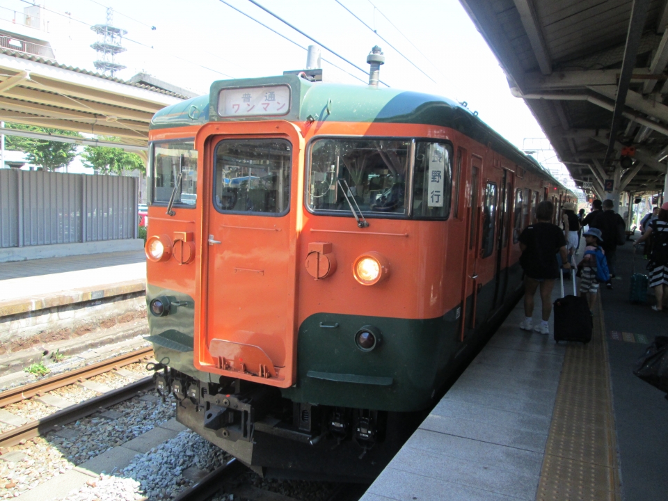 鉄道乗車記録「新宿駅から上野駅（HIGH RAIL 1375：小海線）」乗車した列車(外観)の写真(23) by レフカーボ 撮影日時:2019年08月10日