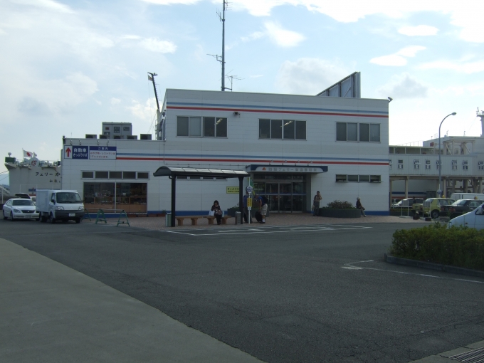 鉄道乗車記録の写真:旅の思い出(2)        「徳島港フェリーターミナル。」