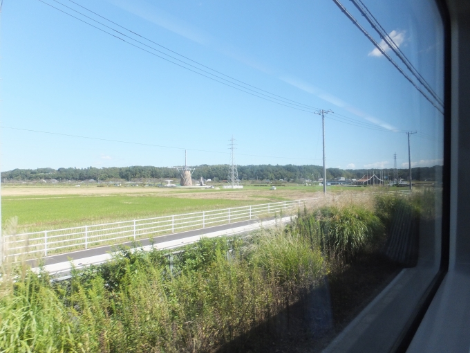 鉄道乗車記録の写真:車窓・風景(14)        「佐倉ふれあい広場の風車。」