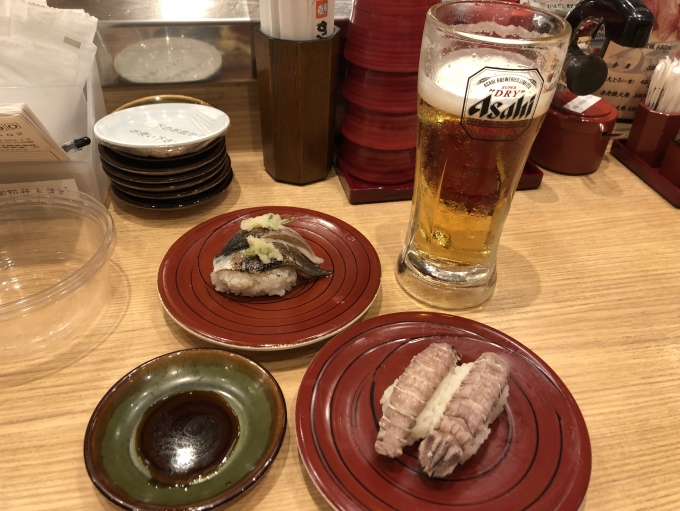 鉄道乗車記録の写真:旅の思い出(3)        「たこ焼きの後は、回転寿司がんこエキマルシェ大阪店にて寿司とビールを。」