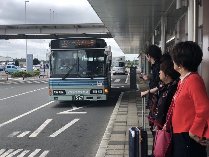 鉄道乗車記録の写真:旅の思い出(2)        「茨城空港からは、鹿島鉄道廃線跡を通るBRTのかしてつバスでJRの石岡駅へ。」
