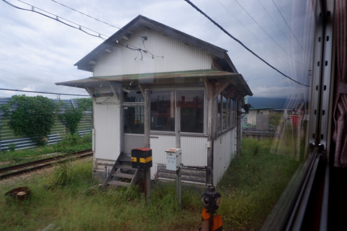 鉄道乗車記録の写真:車窓・風景(11)        「米坂線分岐点付近。」