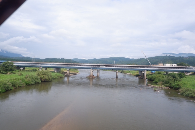 鉄道乗車記録の写真:車窓・風景(14)        「最上川。」