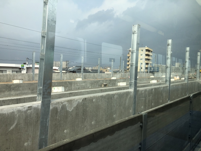 鉄道乗車記録の写真:車窓・風景(5)        「福井口駅までは建設中の北陸新幹線？と併走。」
