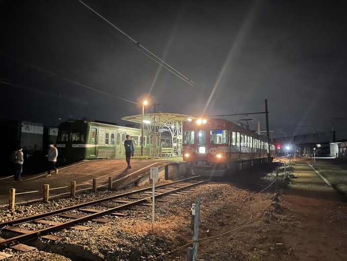 鉄道乗車記録の写真:乗車した列車(外観)(20)        「3番めの停車駅、岳南江尾駅。」