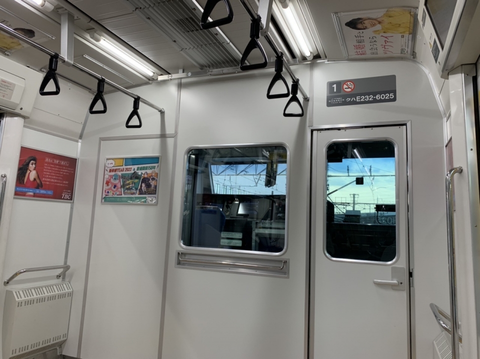 鉄道乗車記録「橋本駅から八王子駅」車内設備、様子の写真(2) by spocker 撮影日時:2022年04月07日