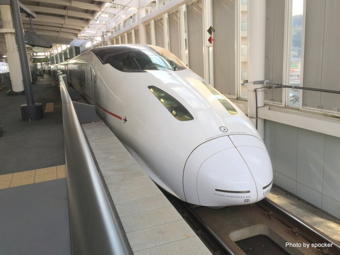 鉄道乗車記録の写真:乗車した列車(外観)(1)        「博多まで停車駅多いなァｗ」