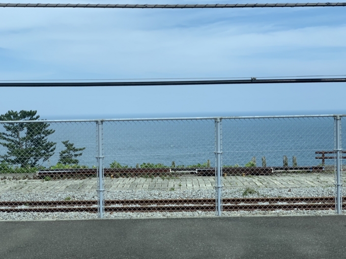 鉄道乗車記録の写真:車窓・風景(2)        「海！」