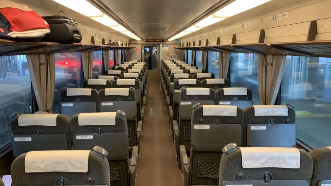 鉄道乗車記録の写真:車内設備、様子(3)        「普通の指定席」