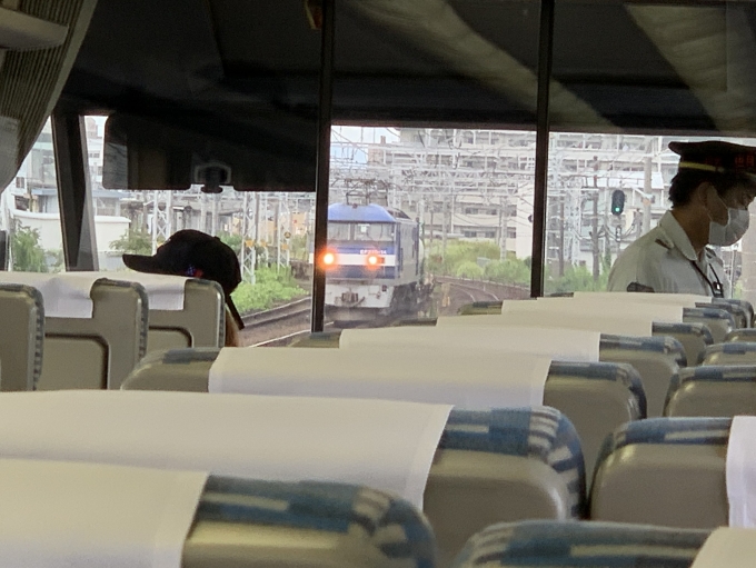 鉄道乗車記録の写真:車窓・風景(2)        「JRFとの並走。」