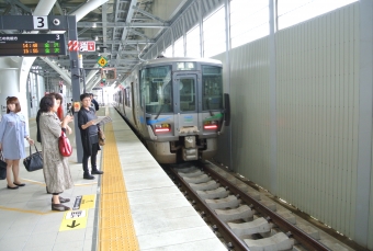 富山駅から高岡駅:鉄道乗車記録の写真