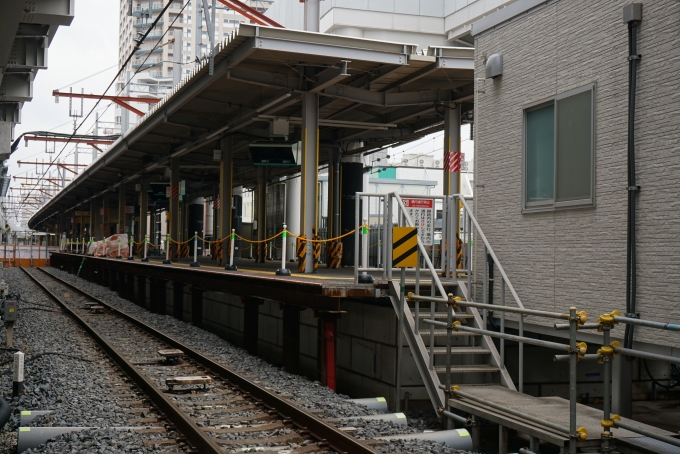 鉄道乗車記録の写真:駅舎・駅施設、様子(9)        「2022年3月19日まで使用していた竹ノ塚駅ホーム1」