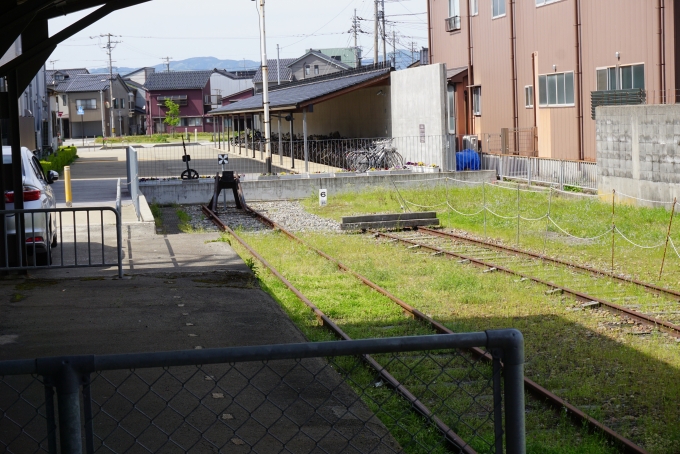 鉄道乗車記録の写真:駅舎・駅施設、様子(11)        「氷見駅車止め」