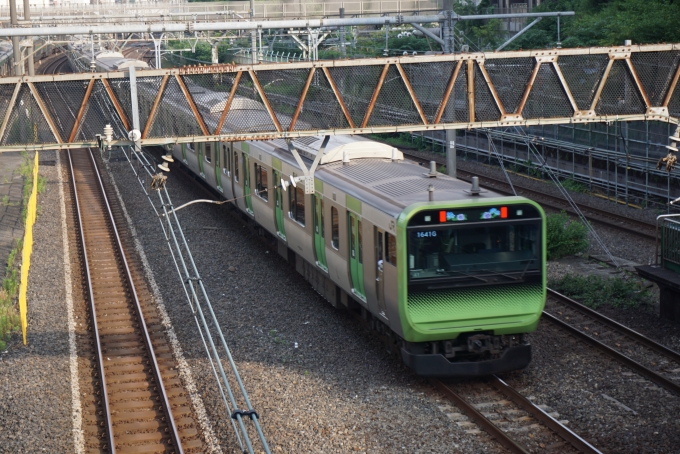 鉄道乗車記録の写真:乗車した列車(外観)(3)        「JR東日本 クハE235-41
降車後に撮影」