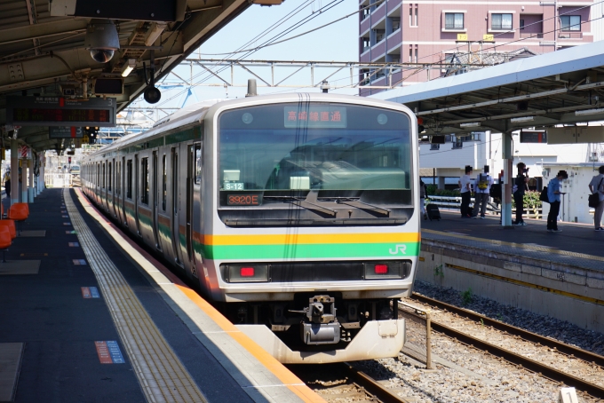 鉄道乗車記録の写真:乗車した列車(外観)(5)        「JR東日本 クハE230-6040
前5両は籠原止まり」