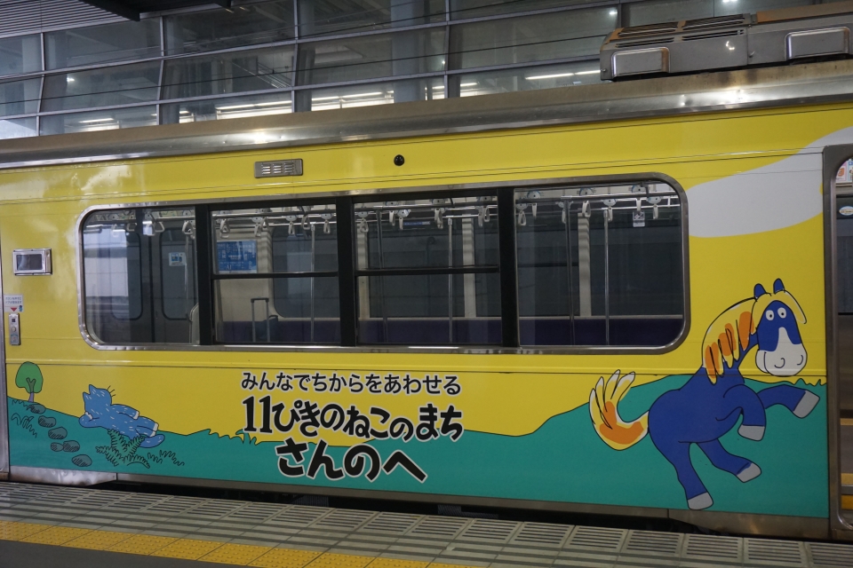 鉄道乗車記録「八戸駅から青森駅」乗車した列車(外観)の写真(5) by トレイン 撮影日時:2022年10月23日