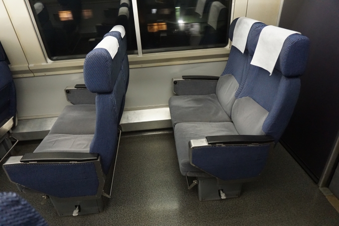 鉄道乗車記録の写真:車内設備、様子(19)        「JR東日本 クハ255-4の座席」