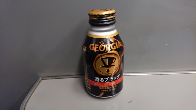 鉄道乗車記録の写真:駅弁・グルメ(10)     「自販機で購入した香るブラック」