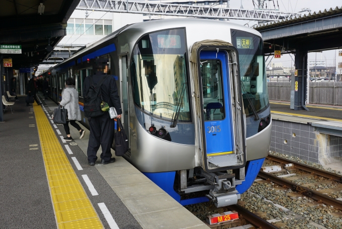 鉄道乗車記録の写真:乗車した列車(外観)(2)        「西日本鉄道 3015」