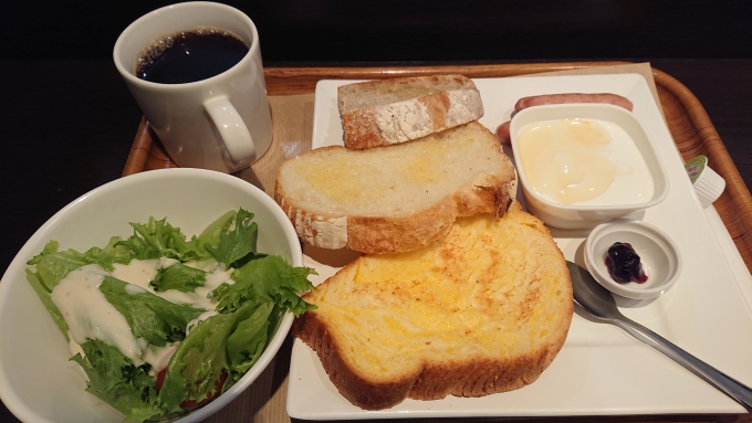 鉄道乗車記録の写真:旅の思い出(7)        「神戸屋3種のトーストモーニング」