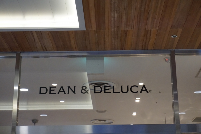 鉄道乗車記録の写真:旅の思い出(8)        「DEAN & DELUCAカフェ新宿NEWoMan店」