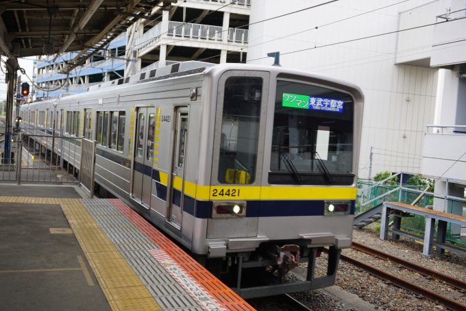 鉄道乗車記録の写真:乗車した列車(外観)(2)        「東武鉄道 24421」