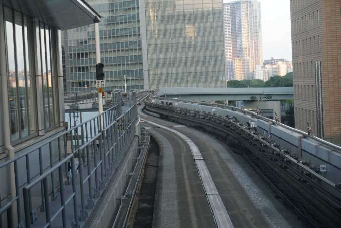 鉄道乗車記録の写真:車窓・風景(2)        「汐留駅側の風景」