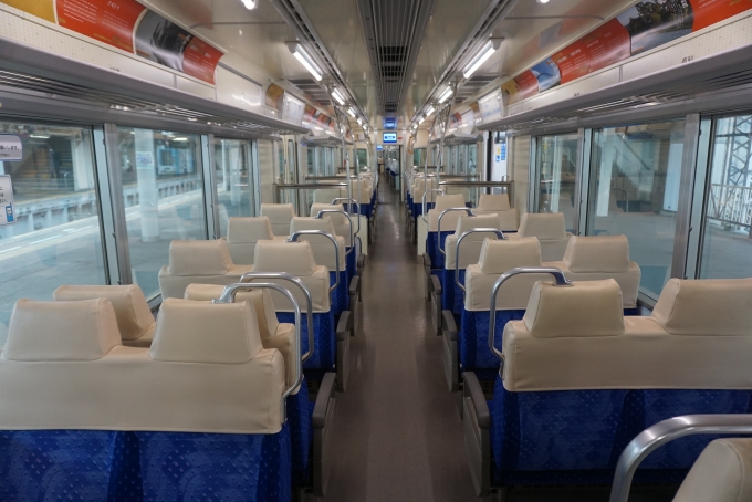 鉄道乗車記録の写真:車内設備、様子(14)        「西日本鉄道 3010車内」