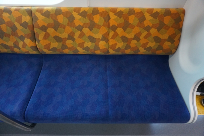 鉄道乗車記録の写真:車内設備、様子(8)        「JR東日本 クモハE131-1001の座席」