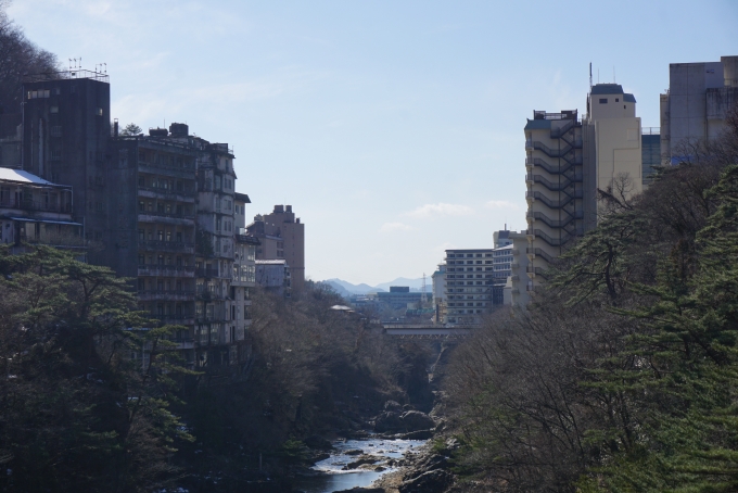 鉄道乗車記録の写真:旅の思い出(34)        「鬼怒川温泉側の風景を滝見橋から撮影その2」