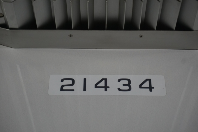鉄道乗車記録の写真:車両銘板(2)        「東武鉄道 21434」