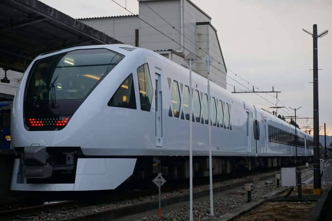 鉄道乗車記録の写真:乗車した列車(外観)(5)        「東武鉄道 N102-6」