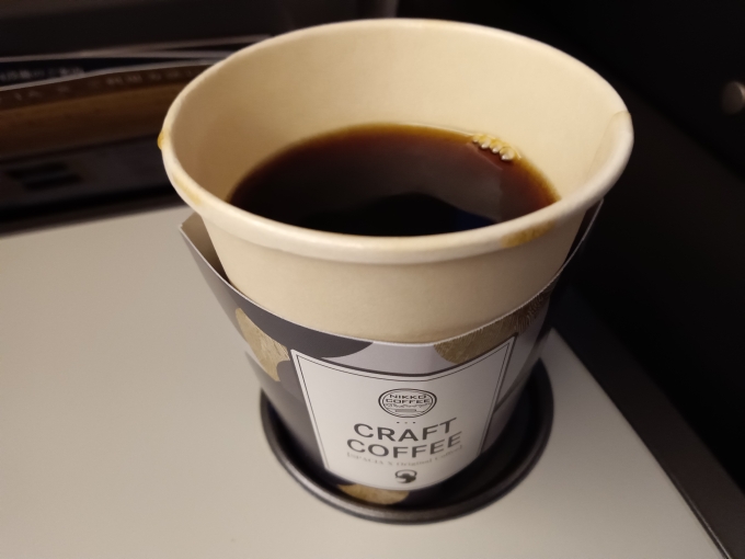 鉄道乗車記録の写真:駅弁・グルメ(26)        「車内カフェで購入したホットコーヒー」