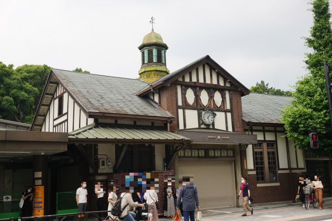 鉄道乗車記録の写真:駅舎・駅施設、様子(7)        「JR原宿駅旧駅舎拡大版」