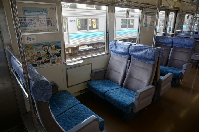 鉄道乗車記録の写真:車内設備、様子(5)        「伊豆急行8000系電車8017の座席」