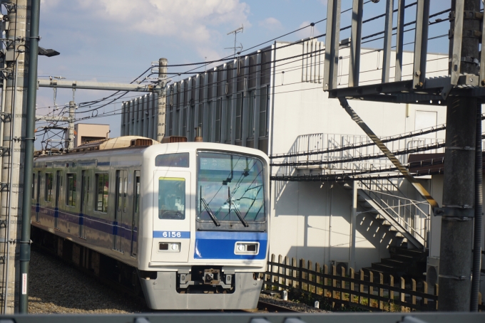 鉄道乗車記録の写真:乗車した列車(外観)(1)        「西武鉄道 6156」
