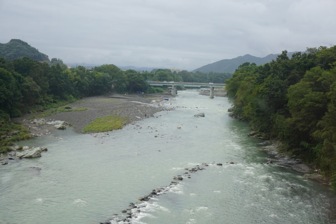 鉄道乗車記録の写真:車窓・風景(11)        「上長瀞から親鼻の間にある荒川の風景」