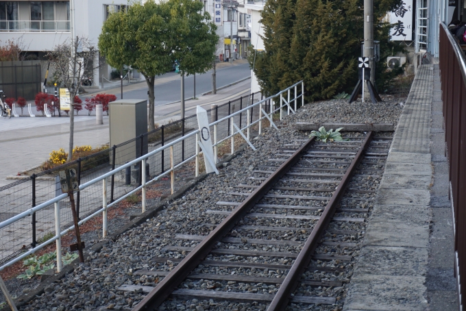 鉄道乗車記録の写真:駅舎・駅施設、様子(4)        「アルピコ交通松本駅車止め」