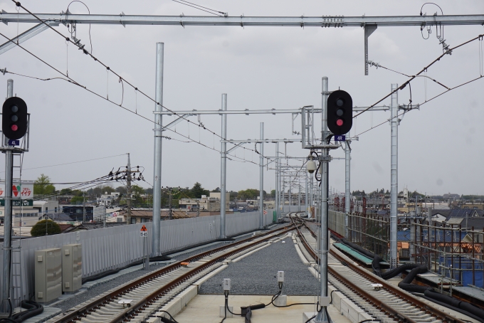 鉄道乗車記録の写真:駅舎・駅施設、様子(7)        「野田市駅ホームから見た愛宕方面の線路」