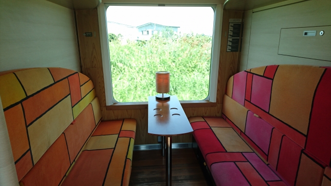 鉄道乗車記録の写真:車内設備、様子(6)     「ボックス席」