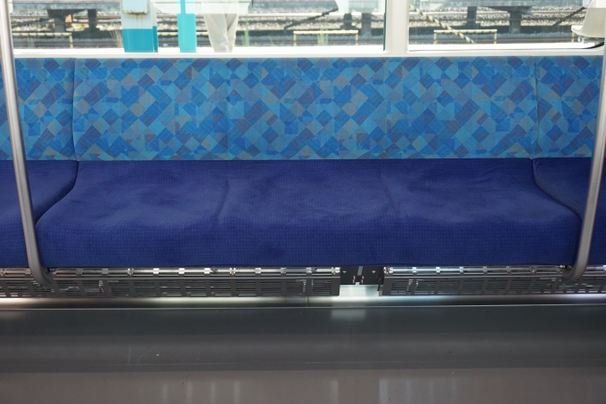 鉄道乗車記録の写真:車内設備、様子(11)        「JR東日本 クモハE131-501の座席」