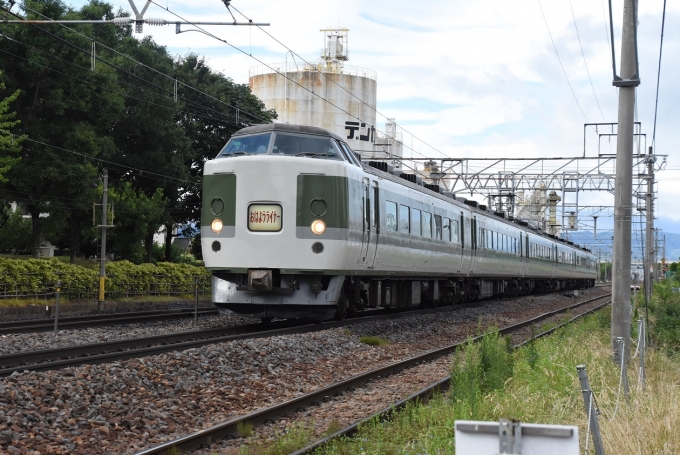 鉄道乗車記録の写真:列車・車両の様子(未乗車)(1)        「189系「おはようライナー」です。」