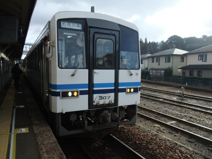 鉄道乗車記録の写真:乗車した列車(外観)(1)        「石見川本行きに乗車しました」