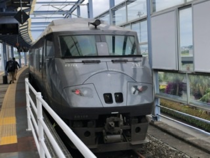 鉄道乗車記録の写真:乗車した列車(外観)(1)        「　折り返し特急ひゅうが2号延岡行きとなります。」
