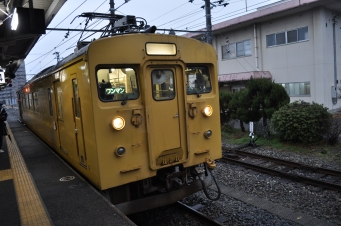 宇部新川駅から新山口駅:鉄道乗車記録の写真