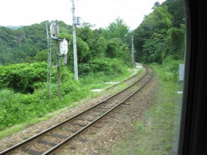 鉄道乗車記録の写真:車窓・風景(4)        「　新改駅通過」